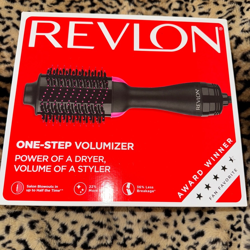 Revlon One-Step Volumizer Hair Tool - Black and Pink